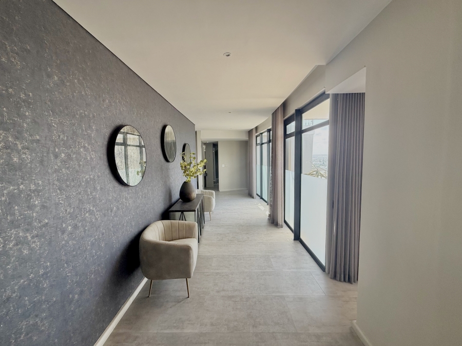 4 Bedroom Property for Sale in Waves Edge Western Cape